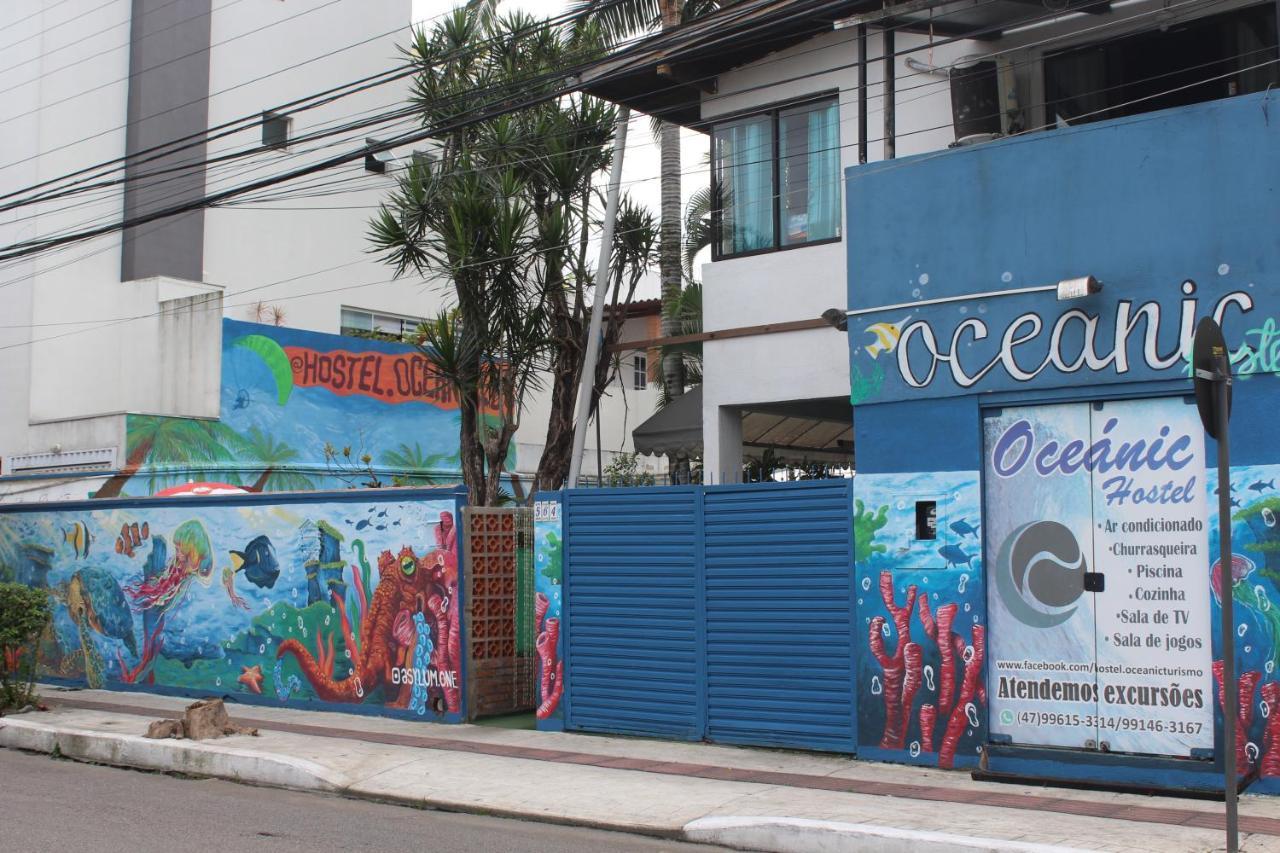 Oceanic Hostel Balneário Camboriú Exteriör bild