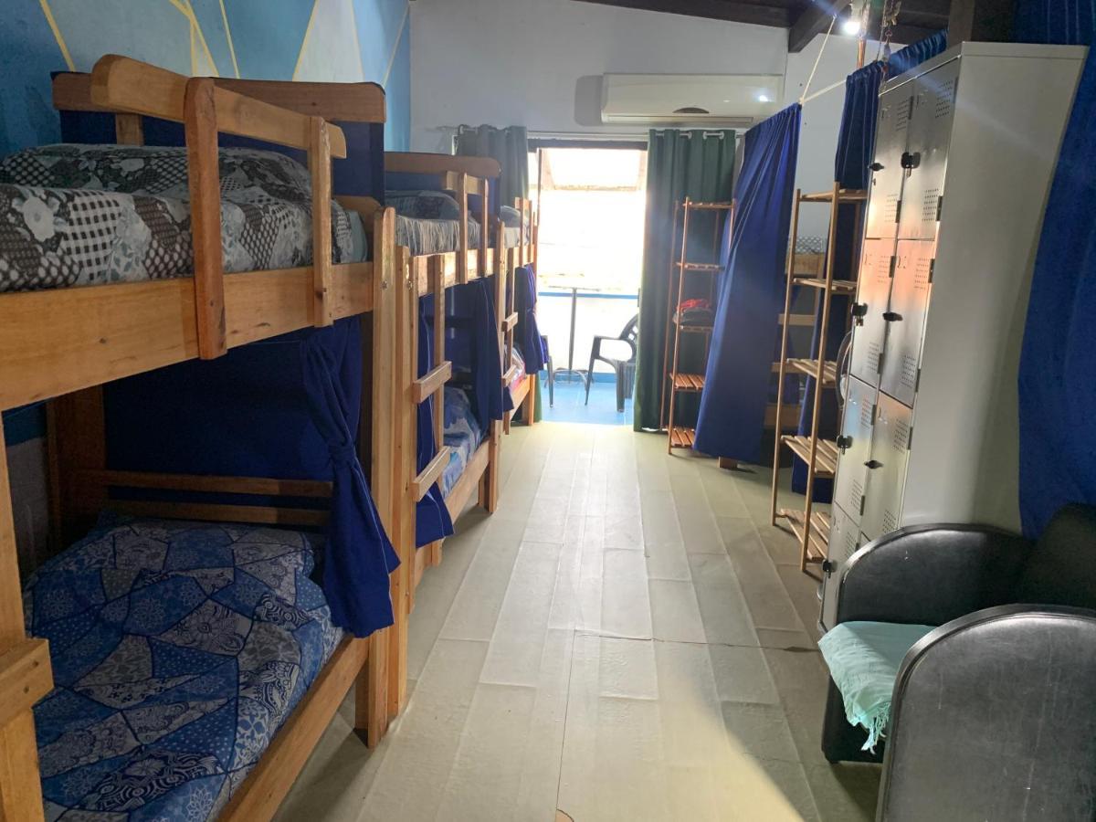 Oceanic Hostel Balneário Camboriú Exteriör bild