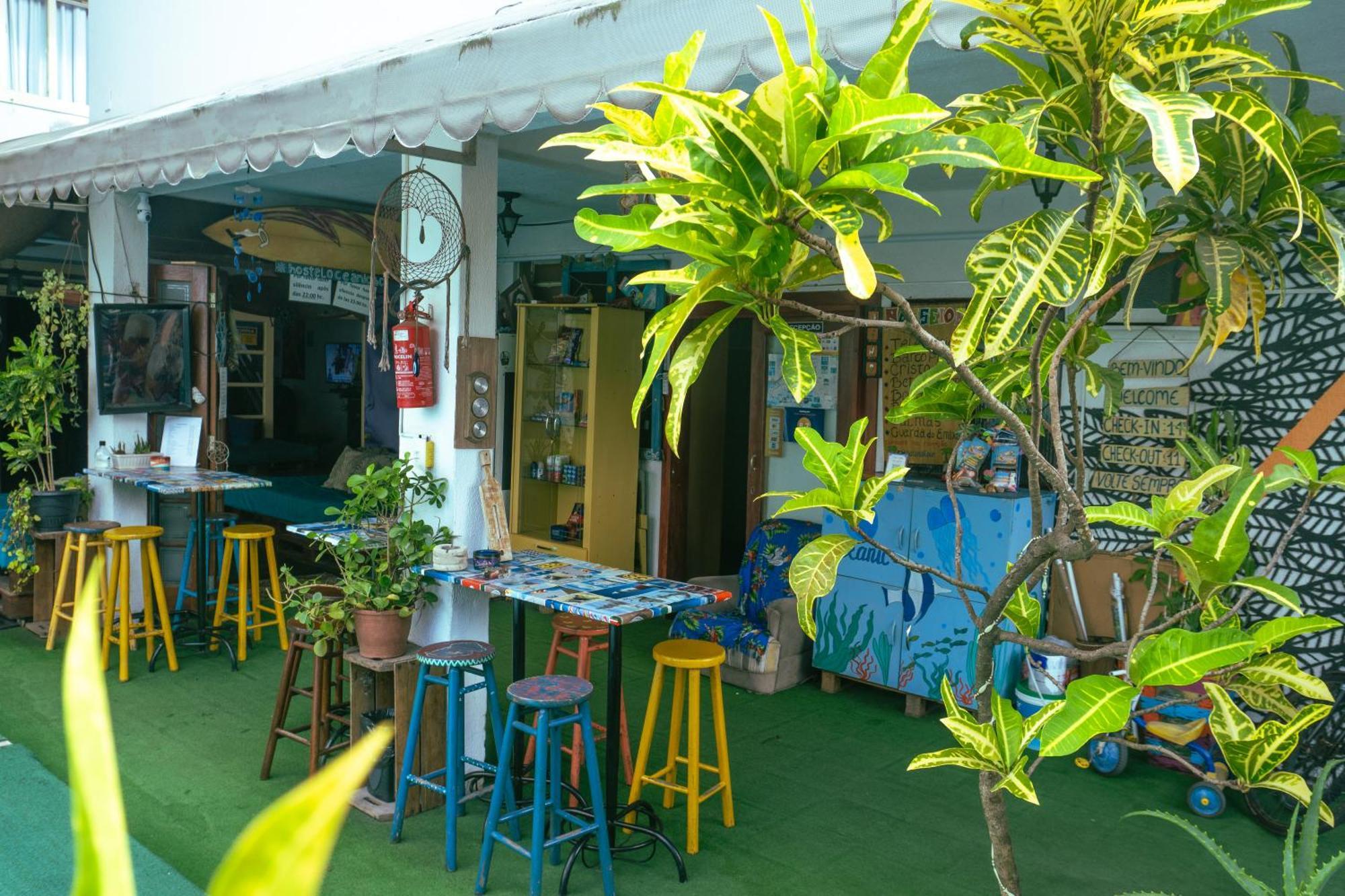 Oceanic Hostel Balneário Camboriú Exteriör bild