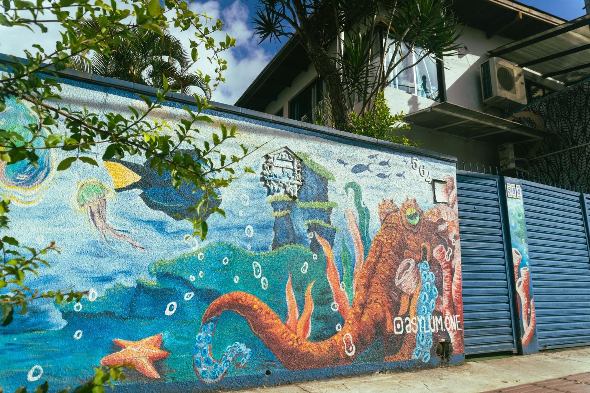 Oceanic Hostel Balneário Camboriú Exteriör bild