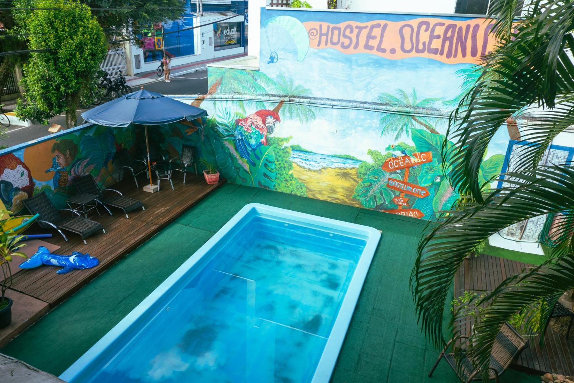 Oceanic Hostel Balneário Camboriú Exteriör bild