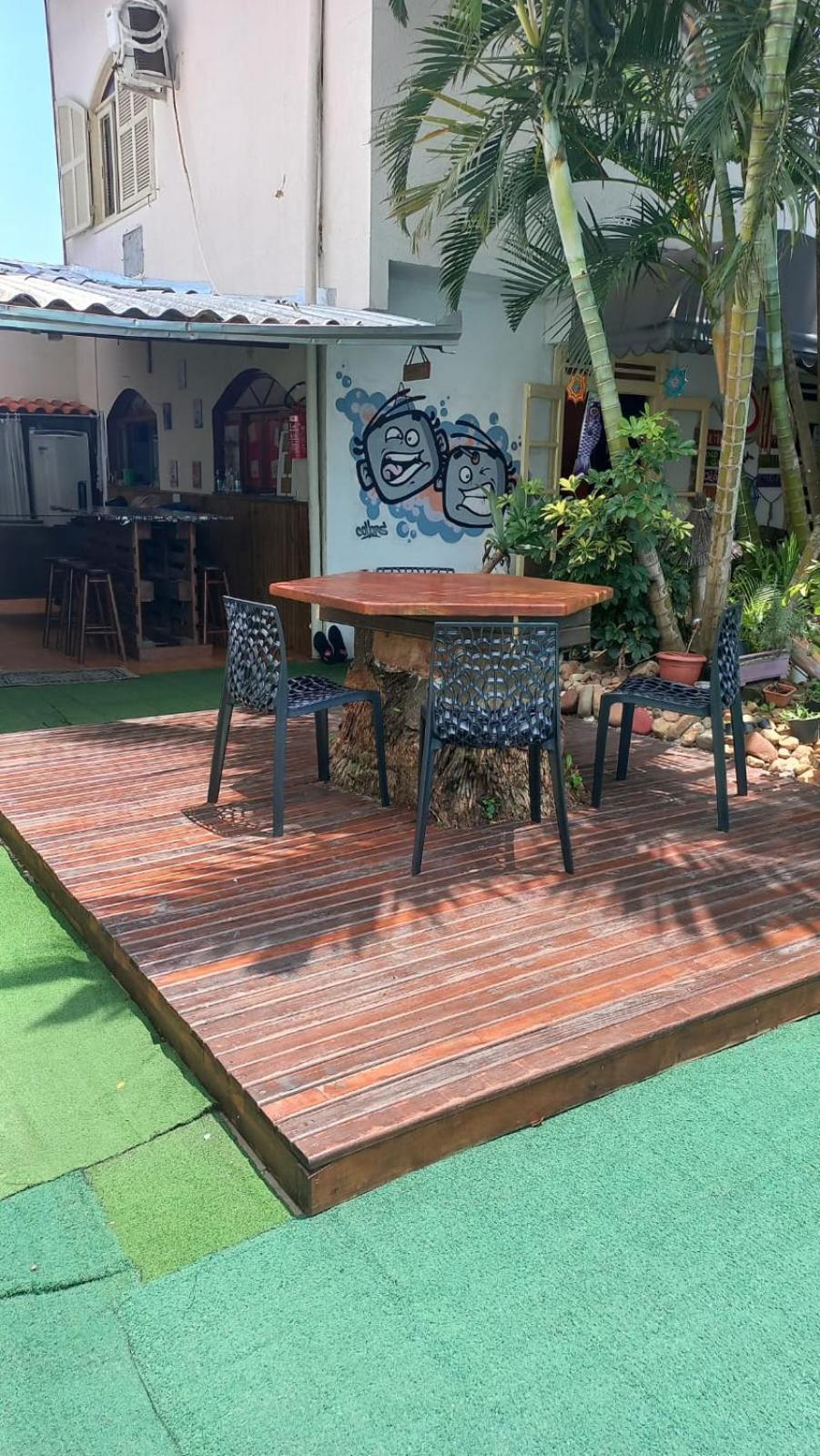 Oceanic Hostel Balneário Camboriú Exteriör bild