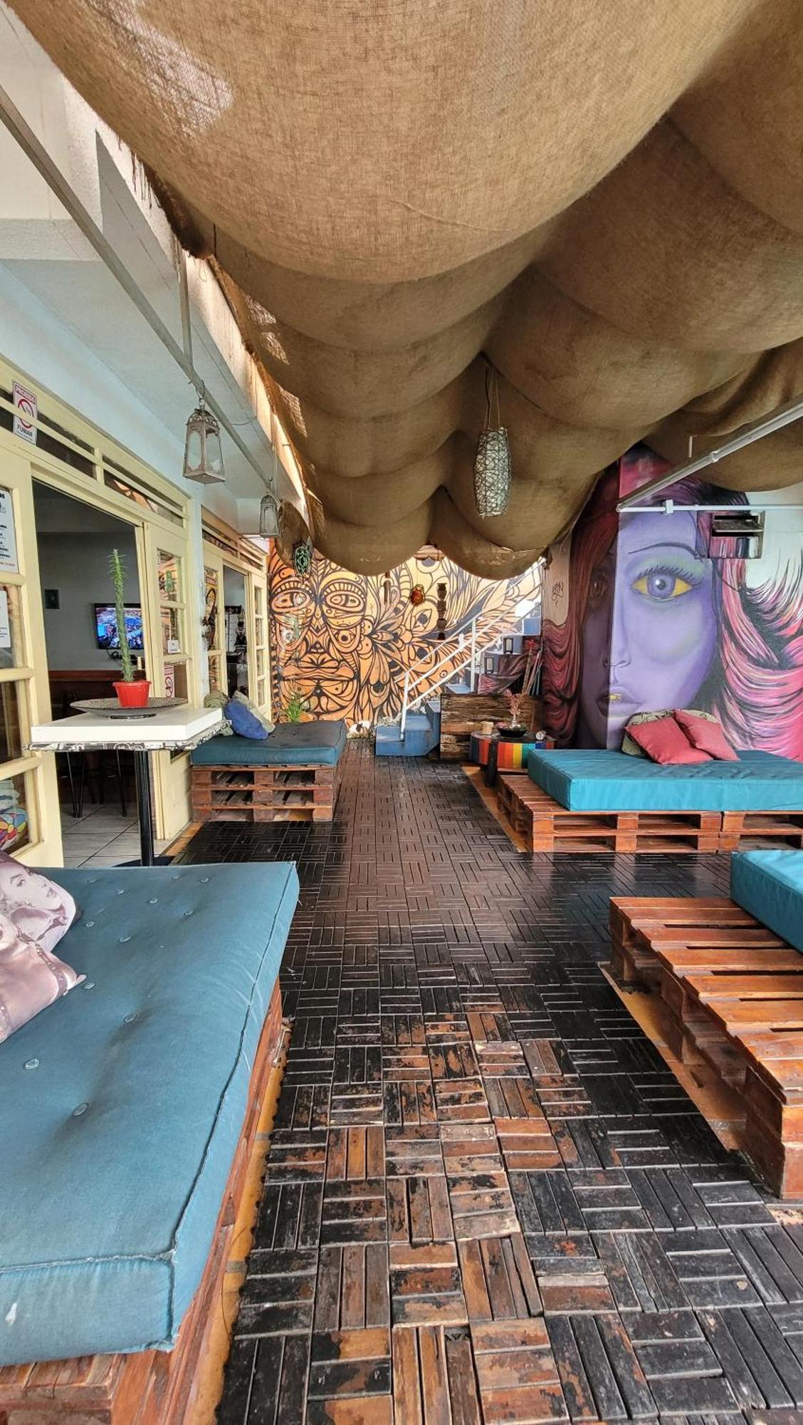 Oceanic Hostel Balneário Camboriú Exteriör bild