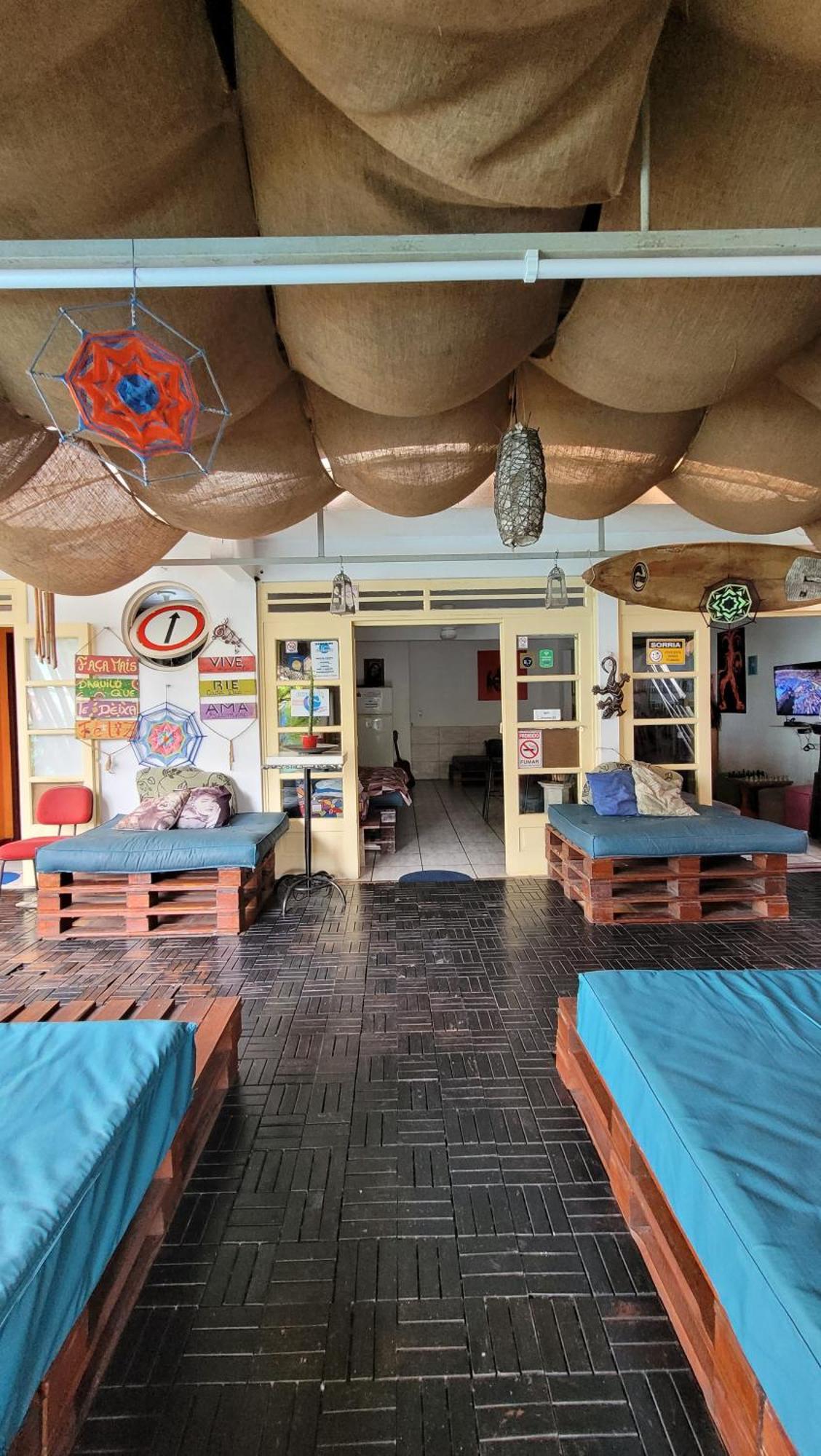 Oceanic Hostel Balneário Camboriú Exteriör bild