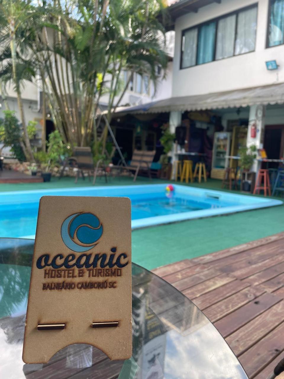 Oceanic Hostel Balneário Camboriú Exteriör bild