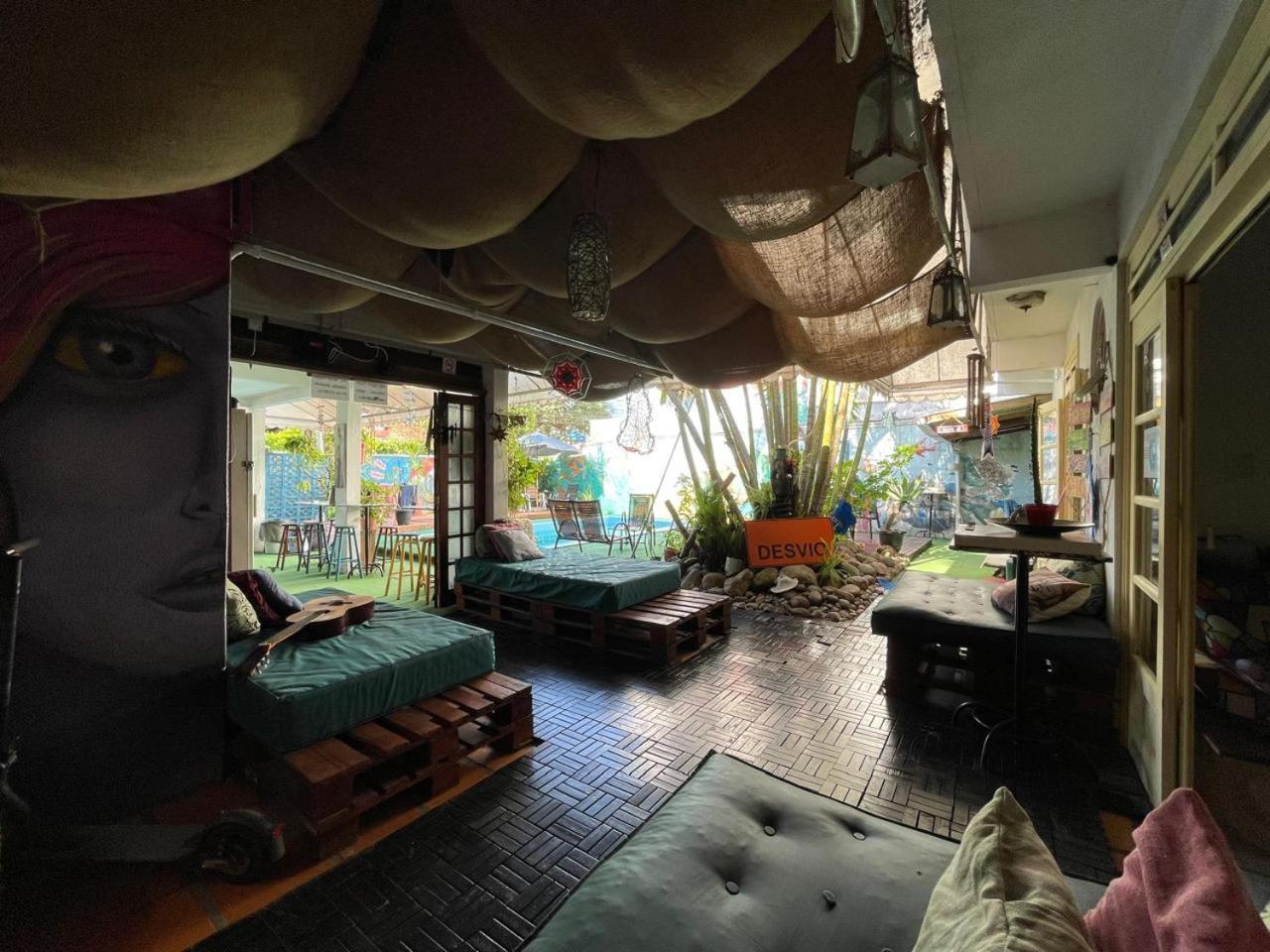 Oceanic Hostel Balneário Camboriú Exteriör bild