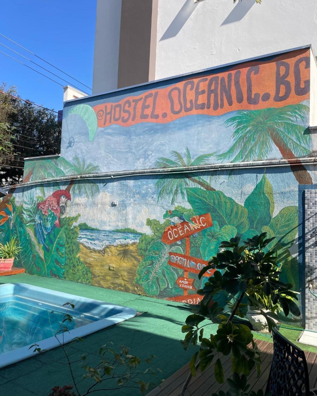 Oceanic Hostel Balneário Camboriú Exteriör bild